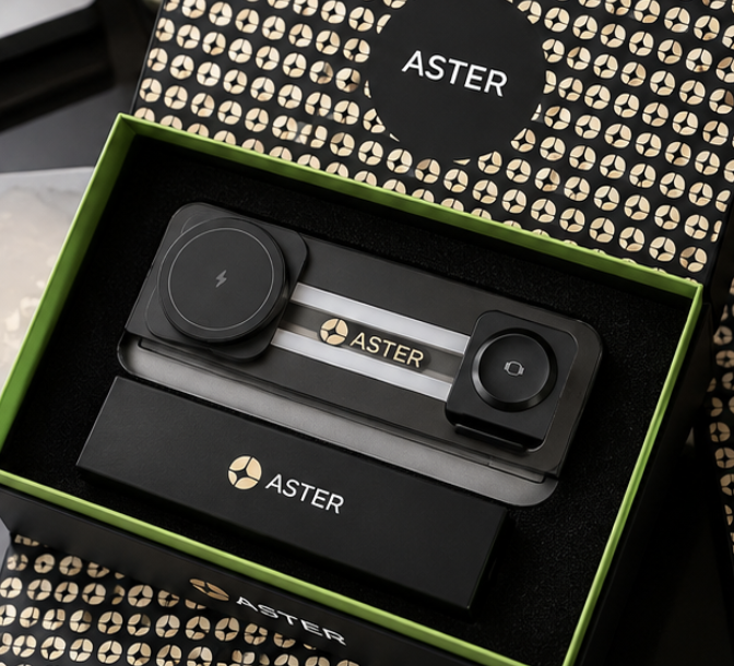 Aster 超级充电套装礼盒展示，内含多设备充电底座与配件